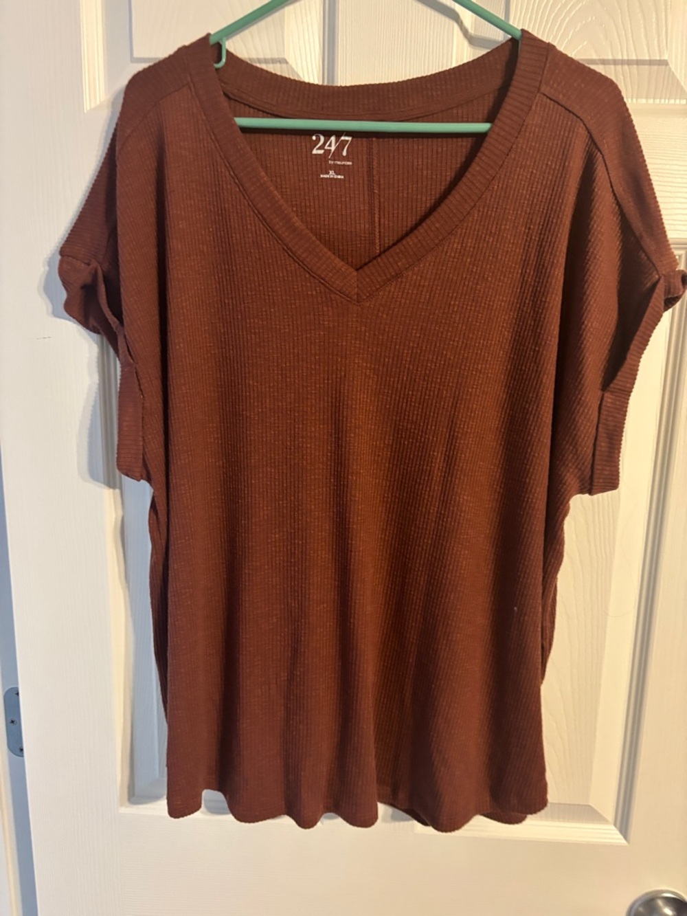 247 Ribbed V-Neck Short Sleeve Tee - Rust